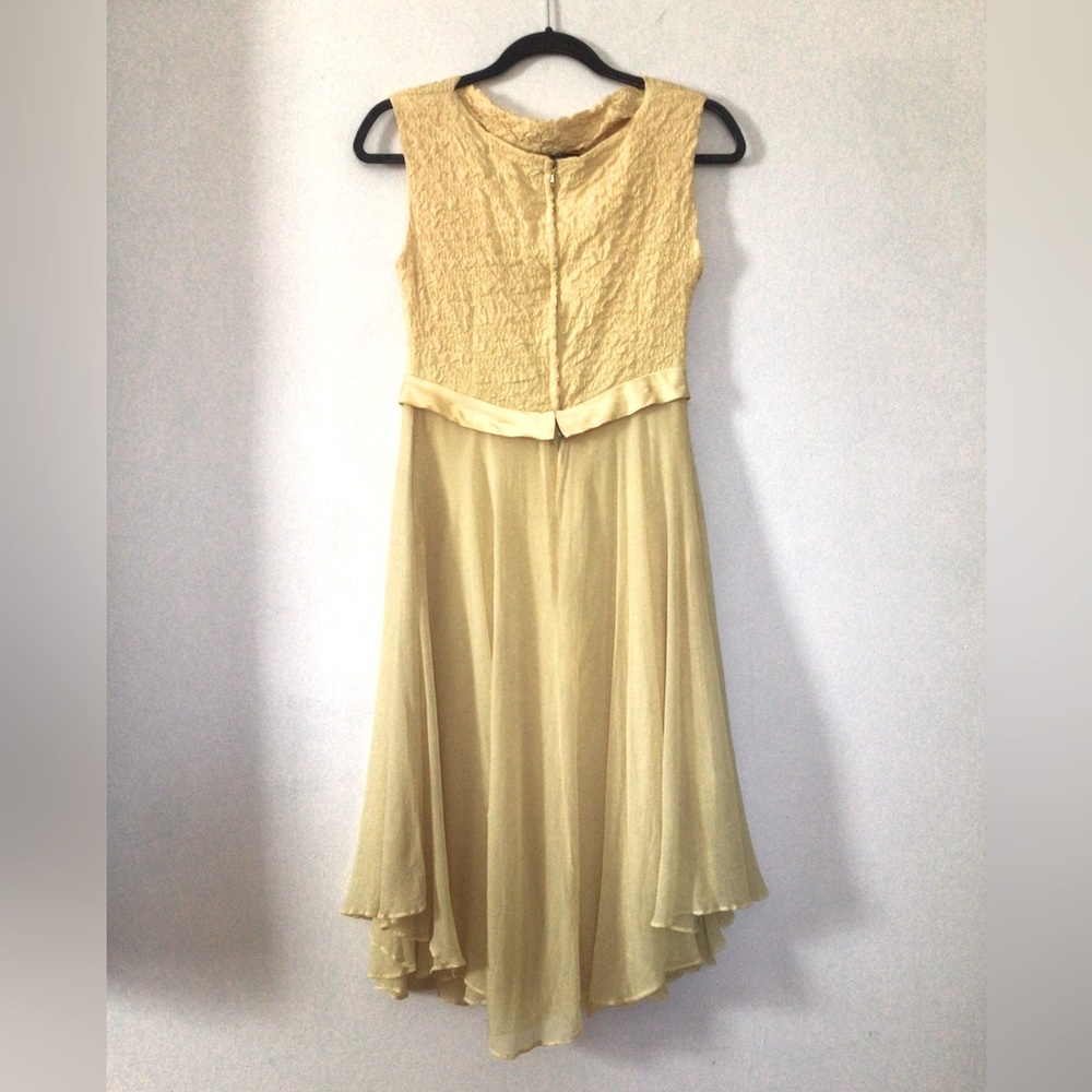 Vintage Ranelle Flutter Dress🌼 - Picture 8 of 8